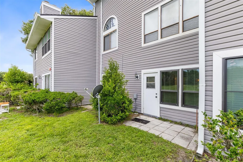 9514 Darien Avenue Orlando FL 32817