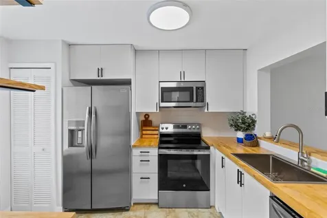 9514 Darien Avenue Orlando FL 32817