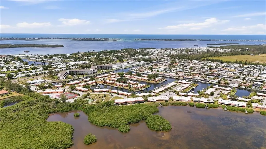 4111 La Costa Cove Bradenton FL 34210