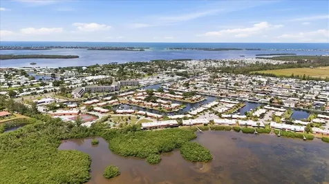 4111 La Costa Cove Bradenton FL 34210