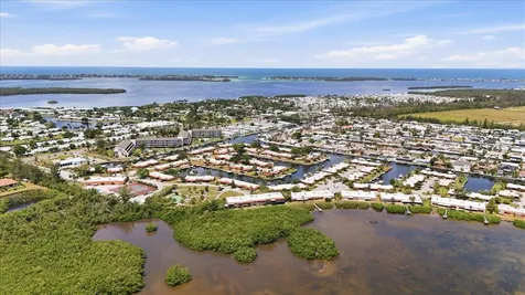 4111 La Costa Cove Bradenton FL 34210