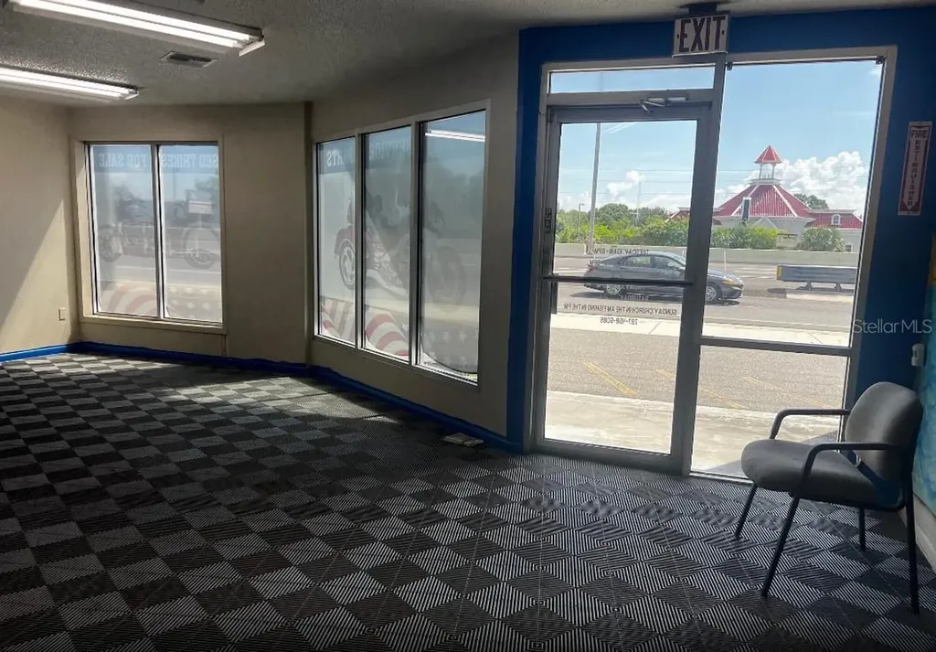10300 Us Highway 19 N Pinellas Park FL 33782