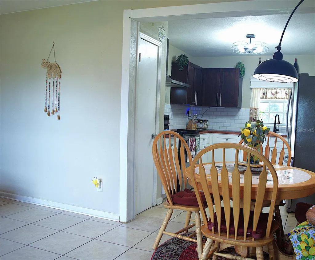 2721 Sunshine Drive N Lakeland FL 33801
