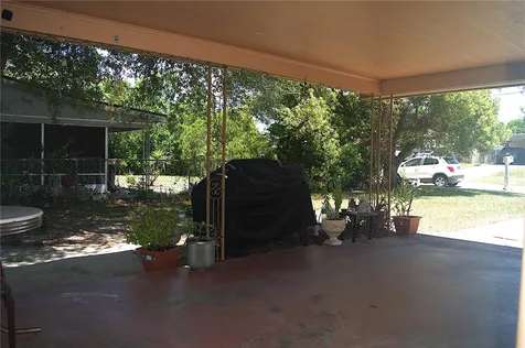 2721 Sunshine Drive N Lakeland FL 33801