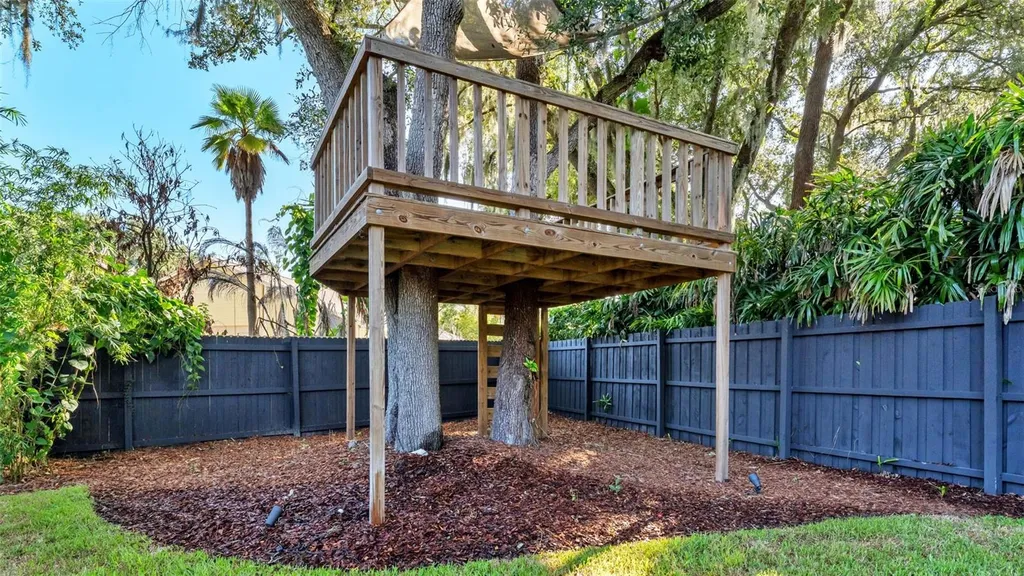 6590 Crescent Lake Drive Lakeland FL 33813