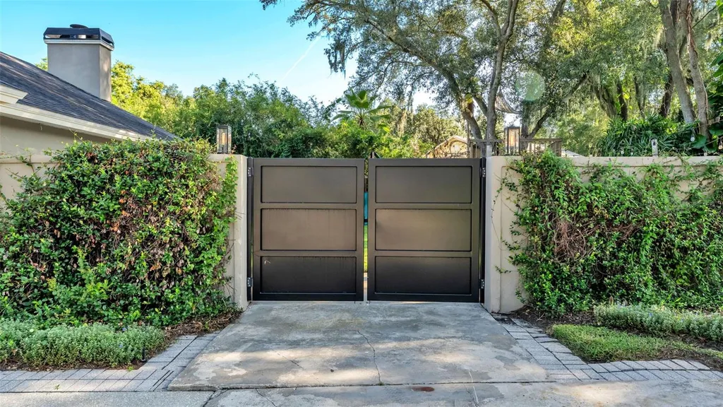 6590 Crescent Lake Drive Lakeland FL 33813