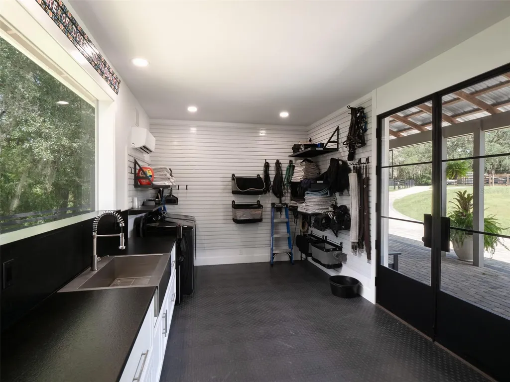 8351 NW 110th Street Reddick FL 32686