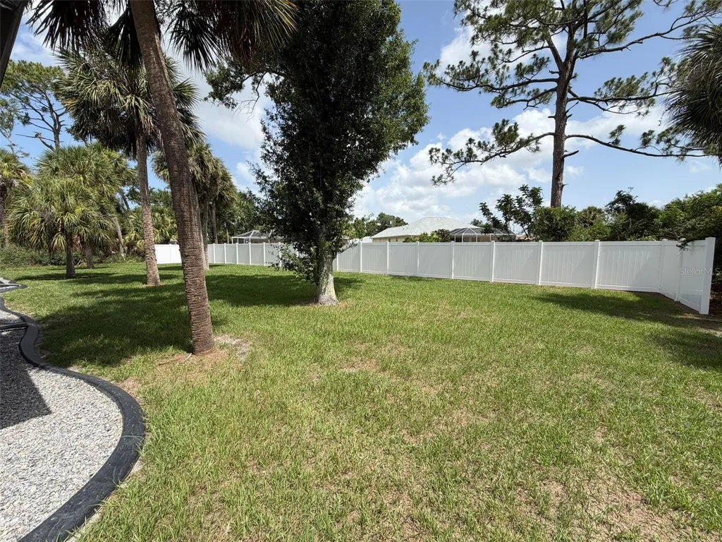 218 Cougar Way Rotonda West FL 33947