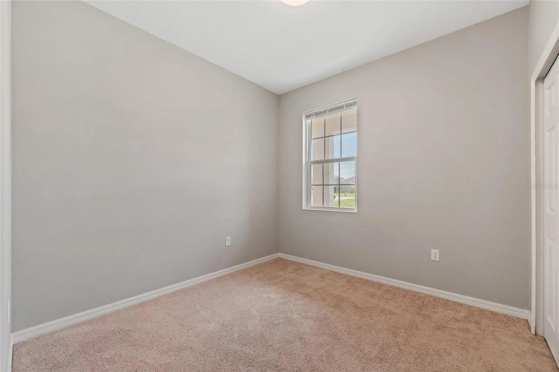 1678 Swan Swim Drive Davenport FL 33837