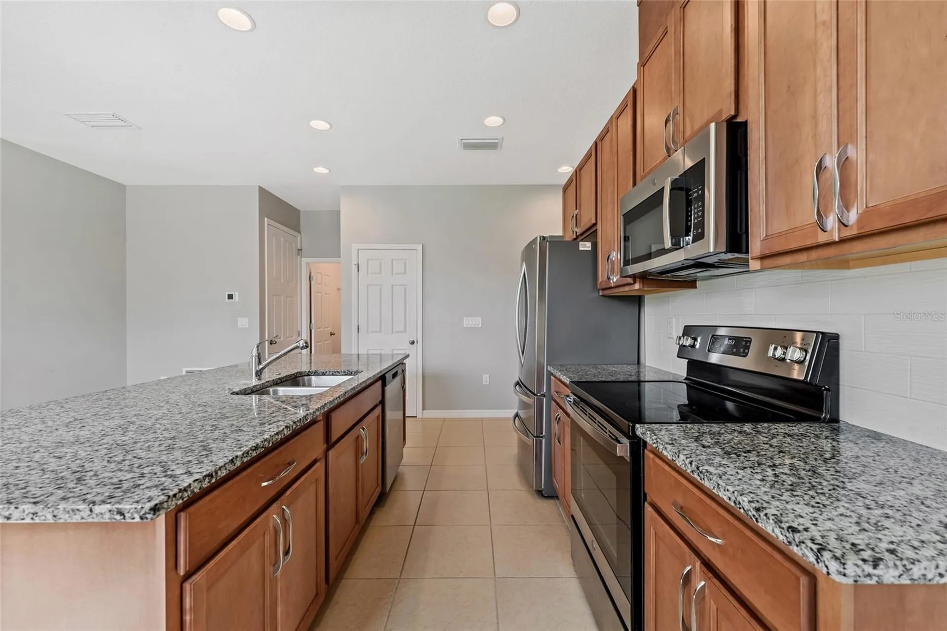 1678 Swan Swim Drive Davenport FL 33837