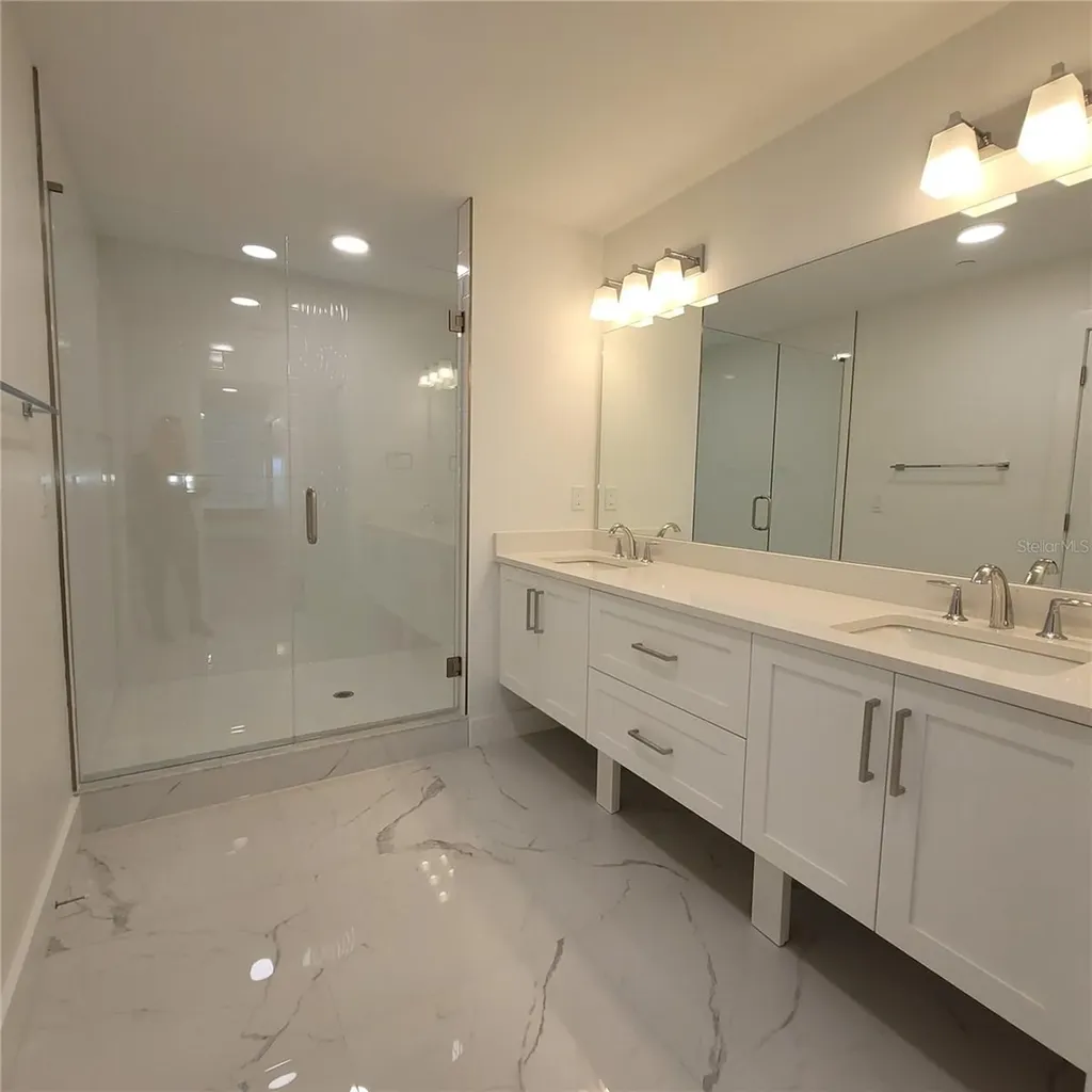 415 Island Way Clearwater Beach FL 33767