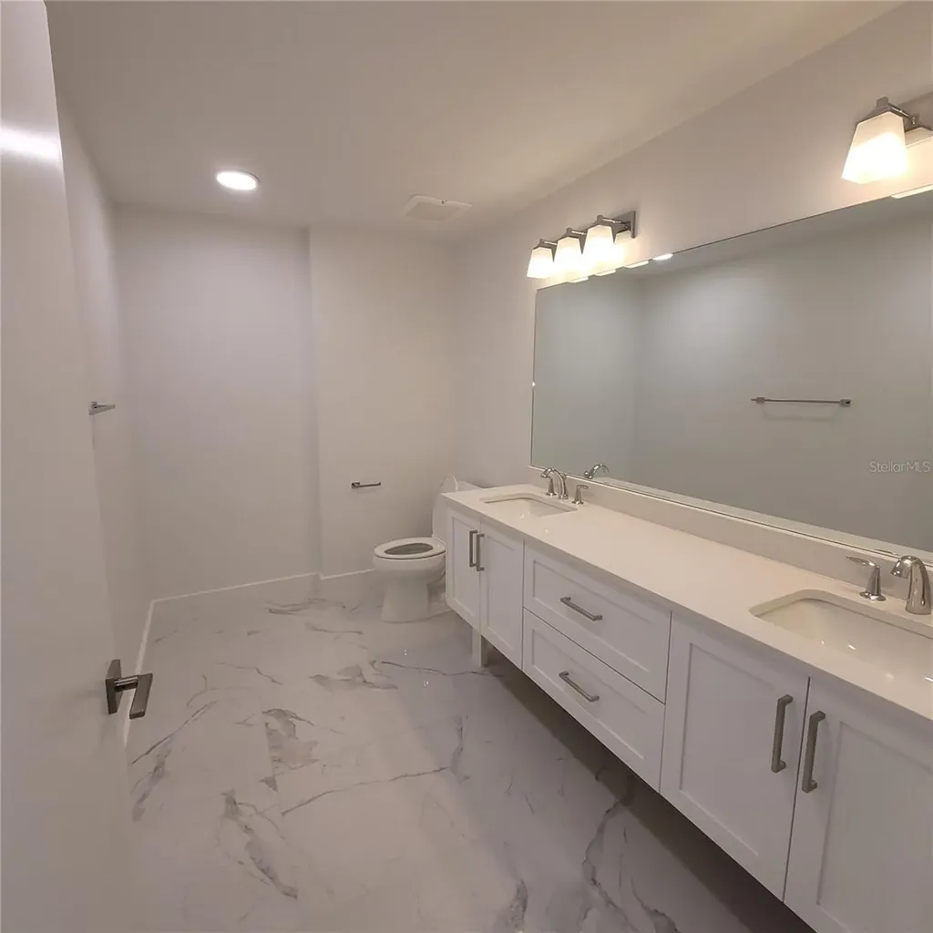 415 Island Way Clearwater Beach FL 33767