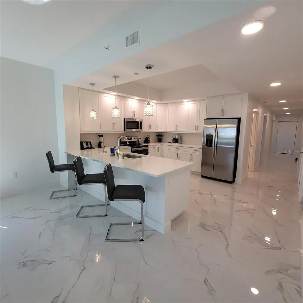 415 Island Way Clearwater Beach FL 33767