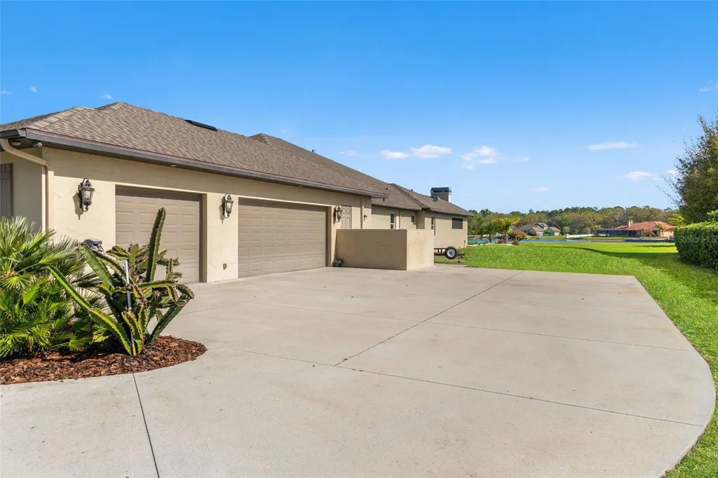 24057 Hideout Trail Land O Lakes FL 34639