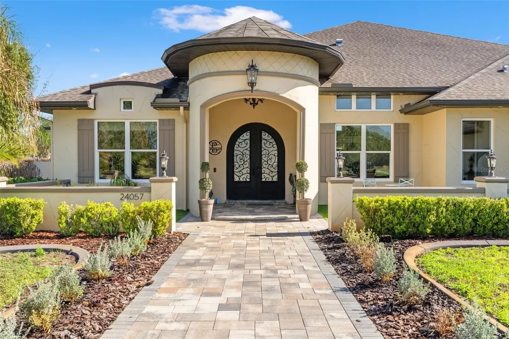 24057 Hideout Trail Land O Lakes FL 34639