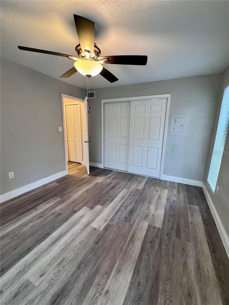 8649 Fancy Finch Drive Tampa FL 33614