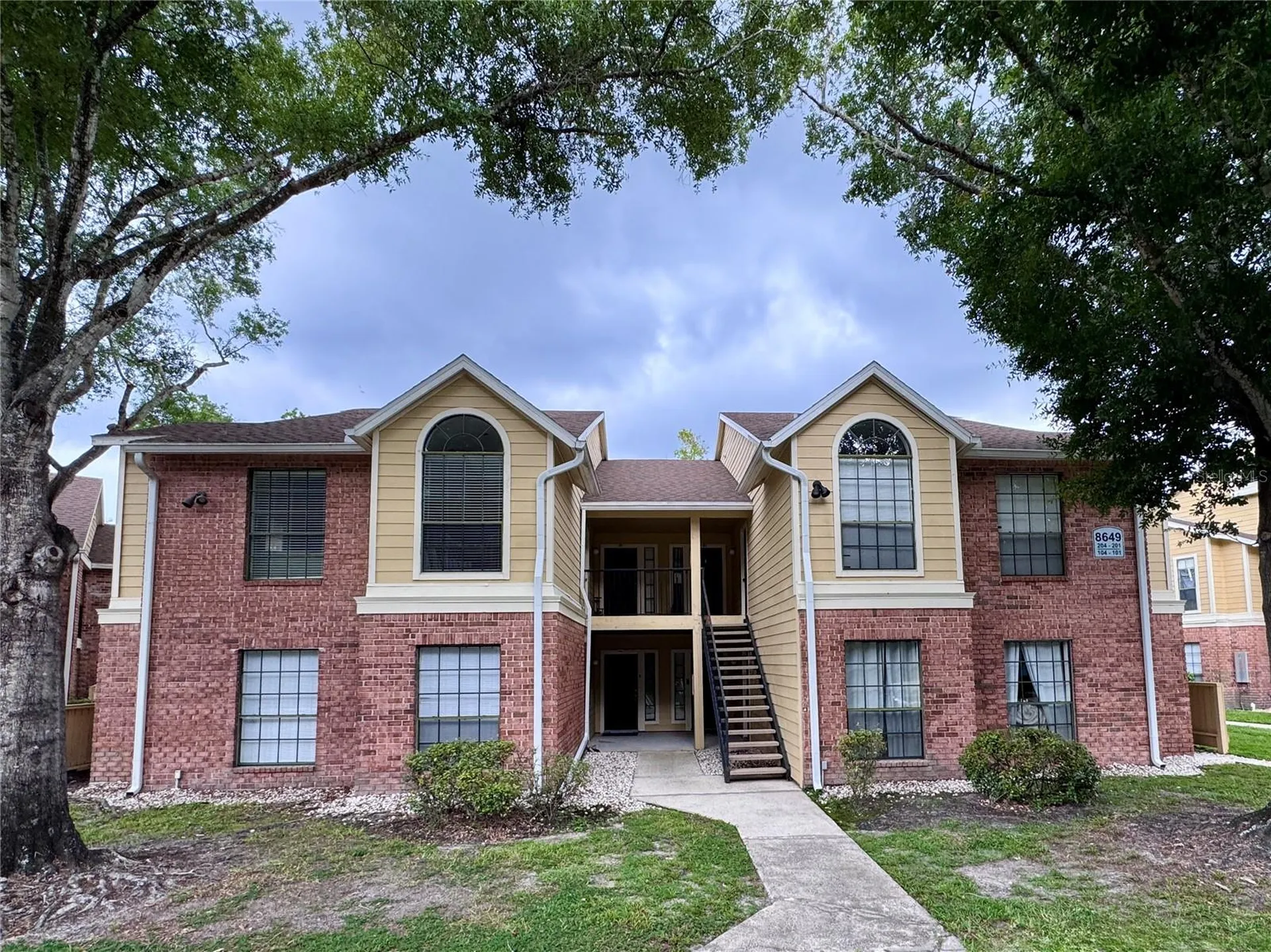 8649 Fancy Finch Drive Tampa FL 33614