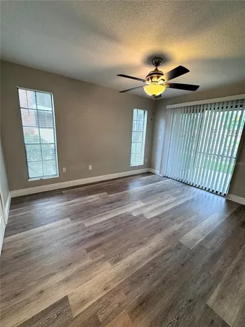 8649 Fancy Finch Drive Tampa FL 33614