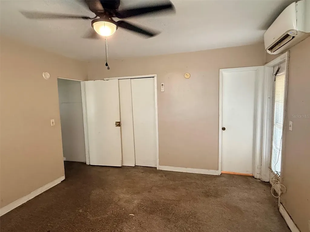 1273 S Betty Lane Clearwater FL 33756