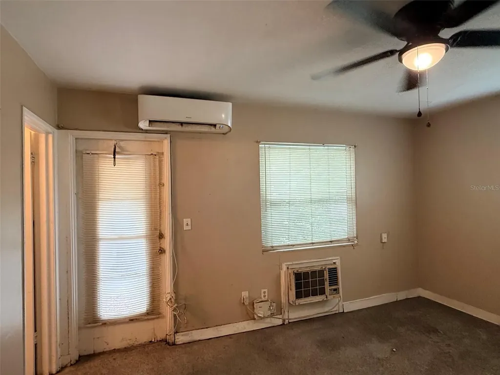 1273 S Betty Lane Clearwater FL 33756