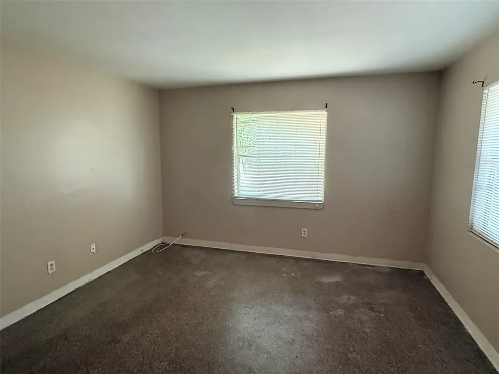 1273 S Betty Lane Clearwater FL 33756