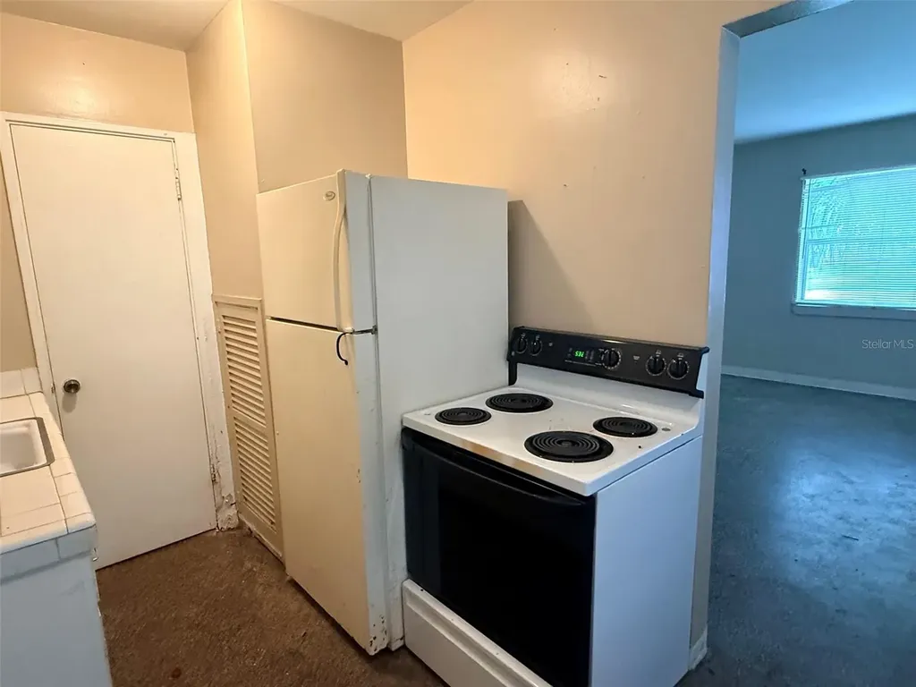 1273 S Betty Lane Clearwater FL 33756
