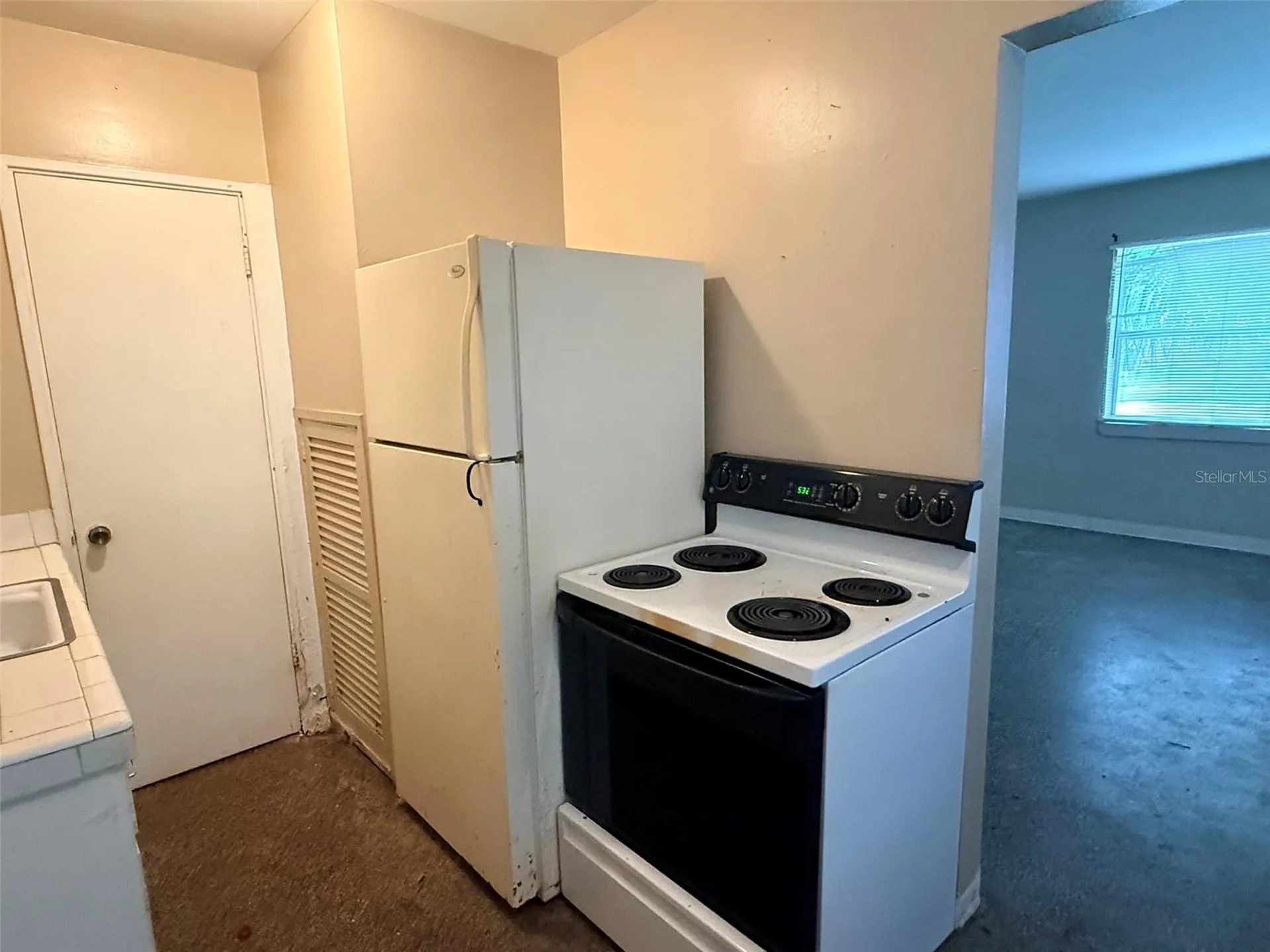 1273 S Betty Lane Clearwater FL 33756
