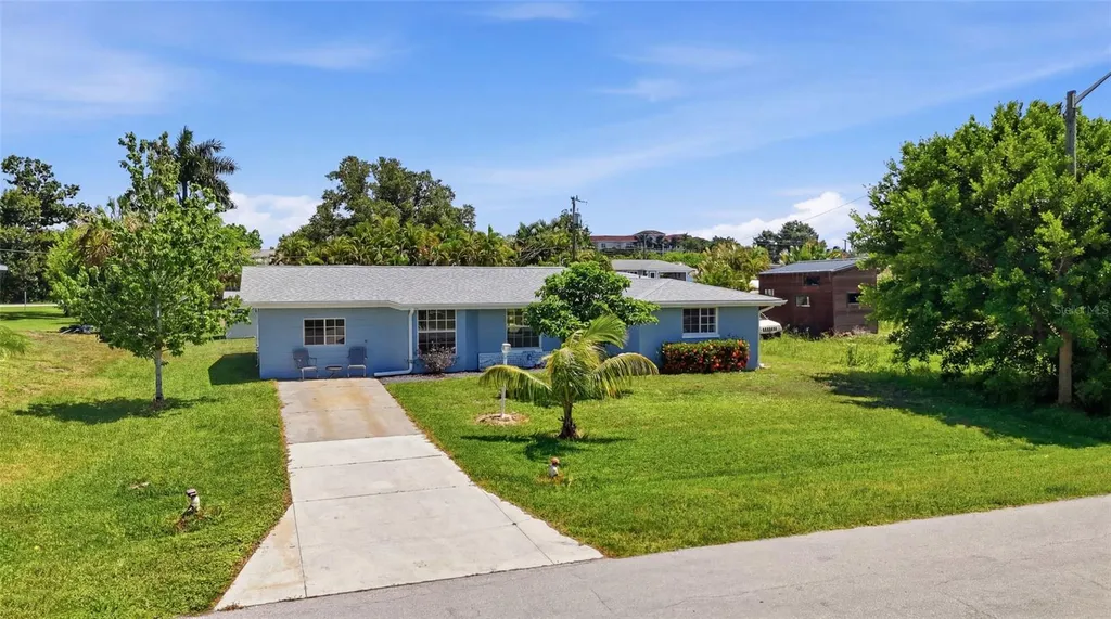 700 Dolphin Parkway Punta Gorda FL 33950