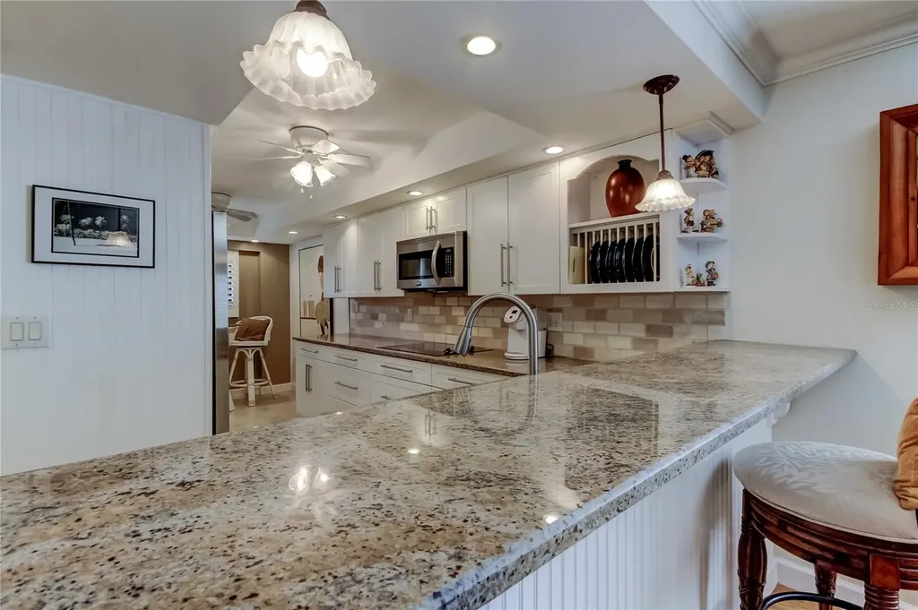 9450 Harbor Greens Way Seminole FL 33776