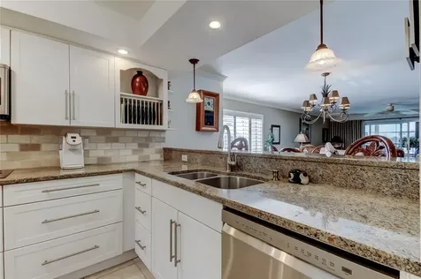 9450 Harbor Greens Way Seminole FL 33776