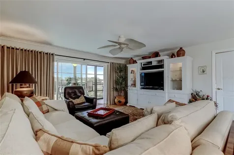 9450 Harbor Greens Way Seminole FL 33776