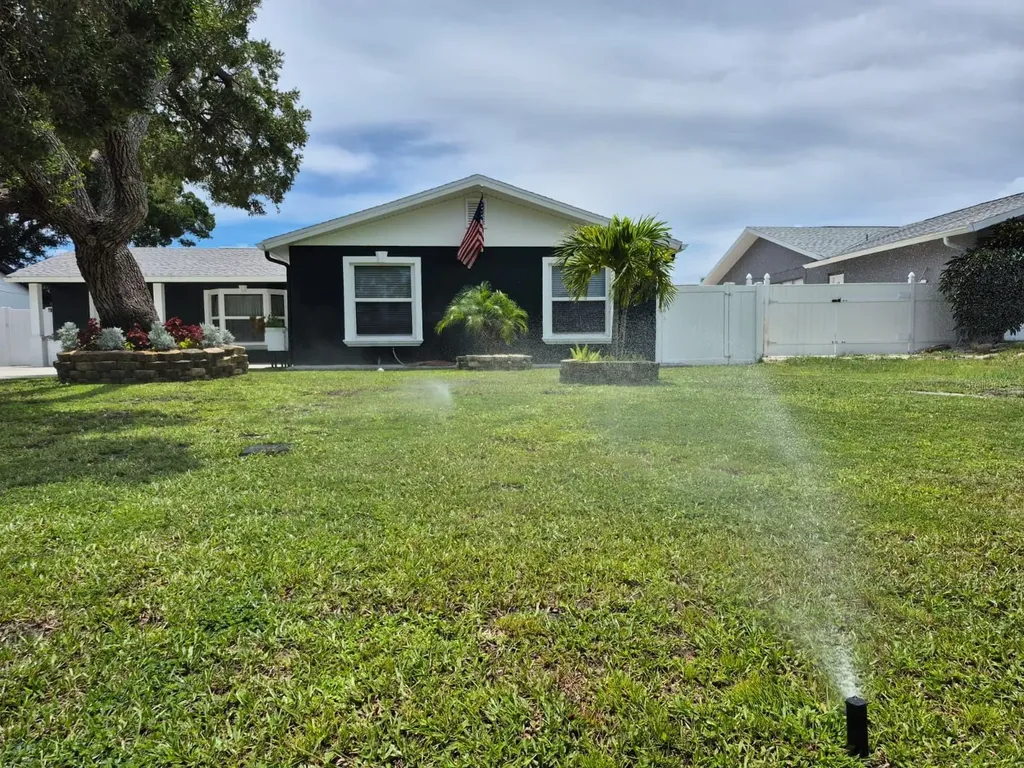 5817 Tampa Shores Boulevard Tampa FL 33615