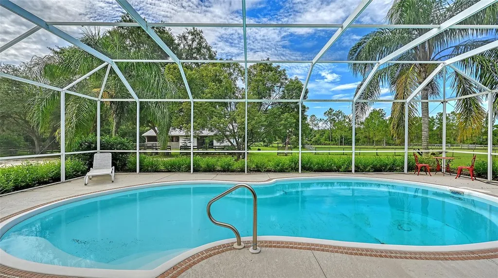 7108 229th Street E Bradenton FL 34211