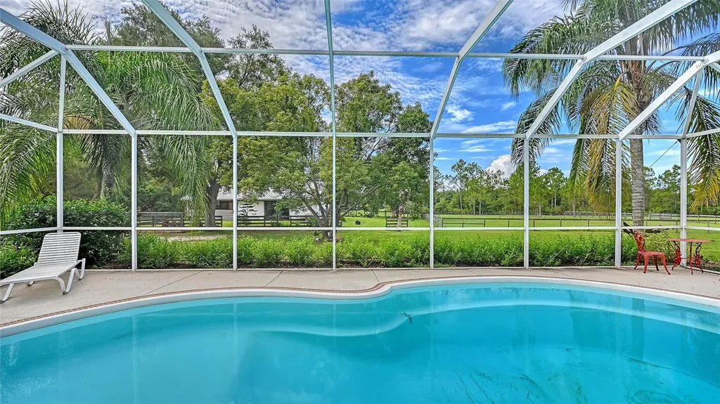 7108 229th Street E Bradenton FL 34211