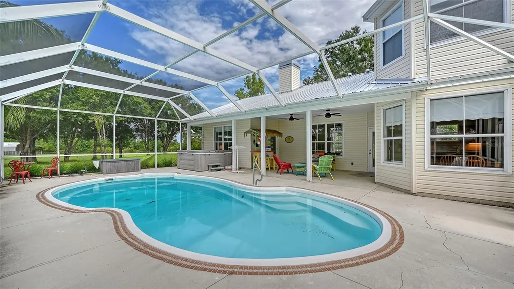 7108 229th Street E Bradenton FL 34211