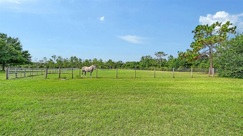 7108 229th Street E Bradenton FL 34211