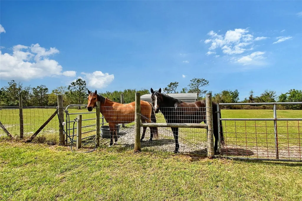 7108 229th Street E Bradenton FL 34211