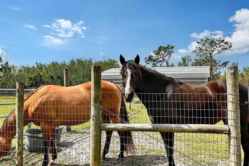 7108 229th Street E Bradenton FL 34211
