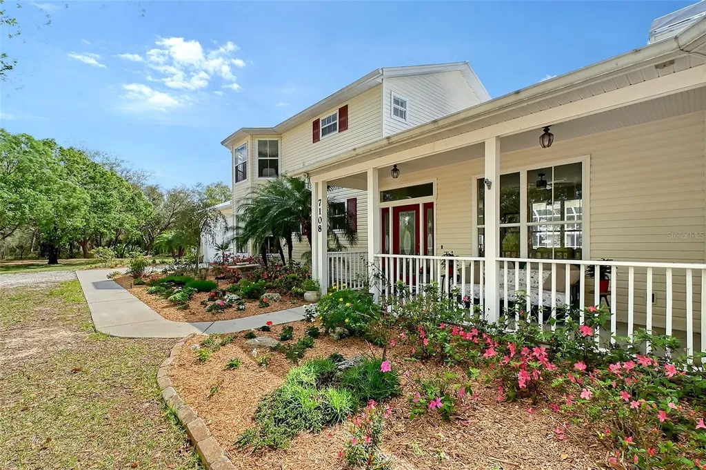 7108 229th Street E Bradenton FL 34211