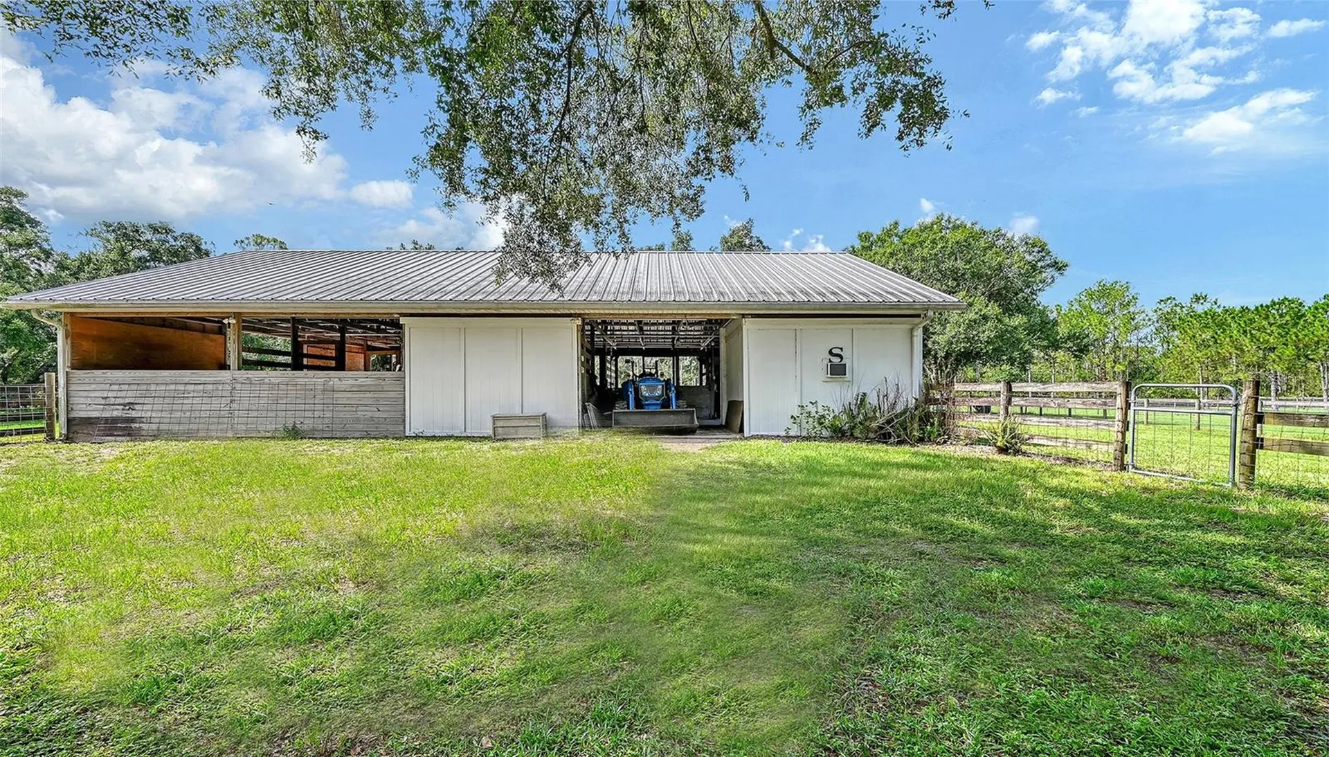 7108 229th Street E Bradenton FL 34211