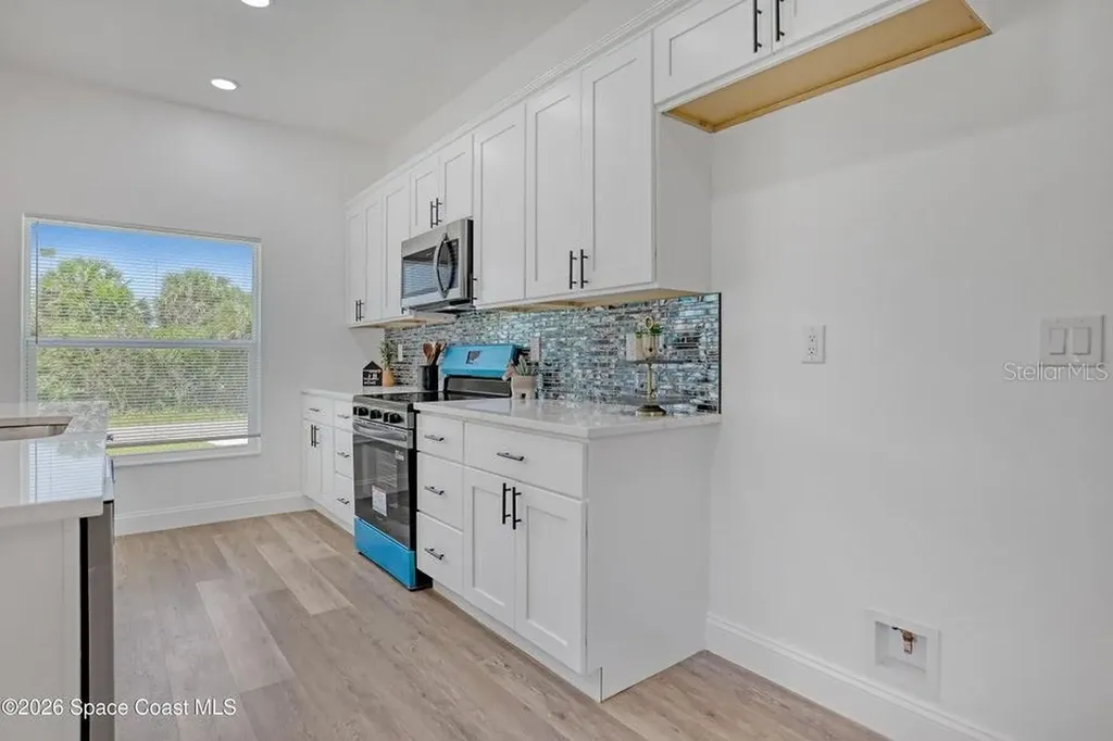 601 Yardley Street SW Palm Bay FL 32908