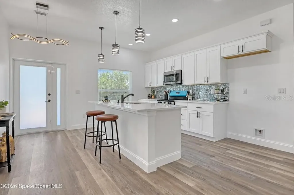 601 Yardley Street SW Palm Bay FL 32908