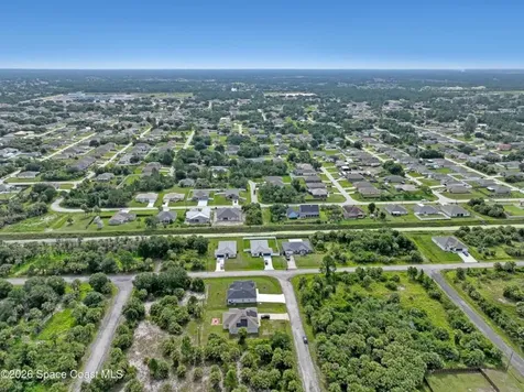 601 Yardley Street SW Palm Bay FL 32908