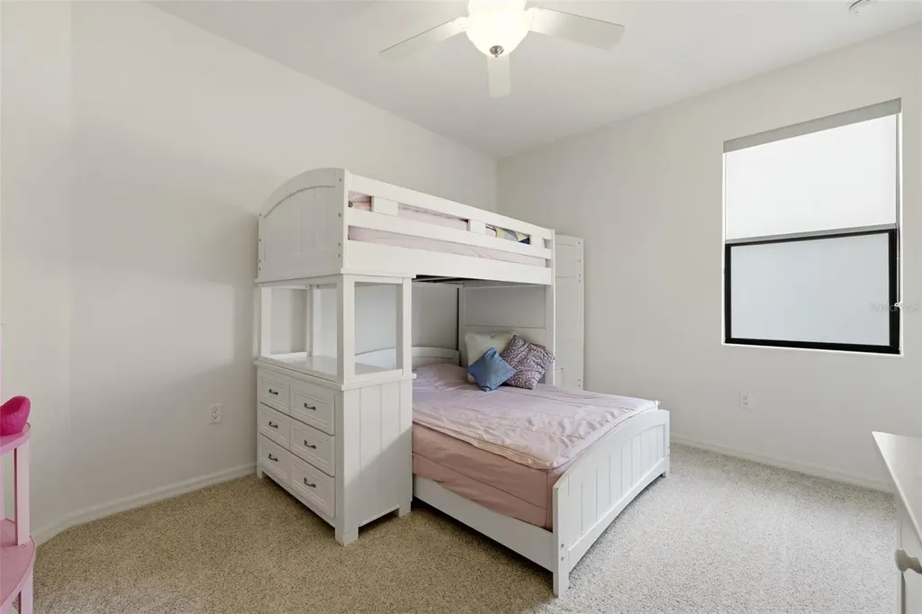 534 Chantilly Trail Bradenton FL 34212