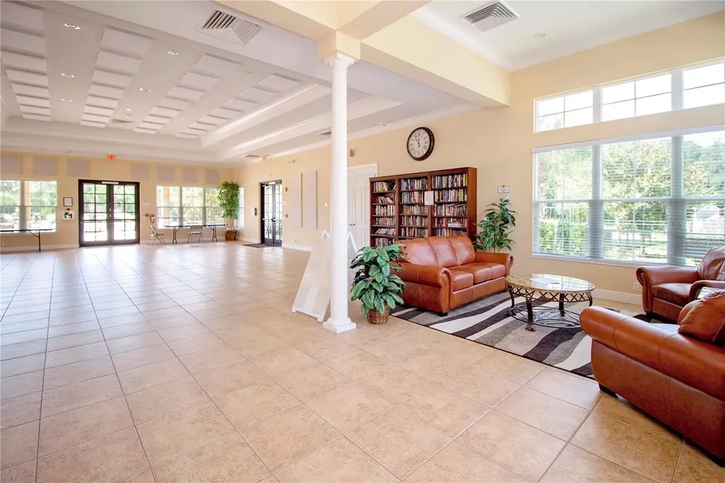 534 Chantilly Trail Bradenton FL 34212