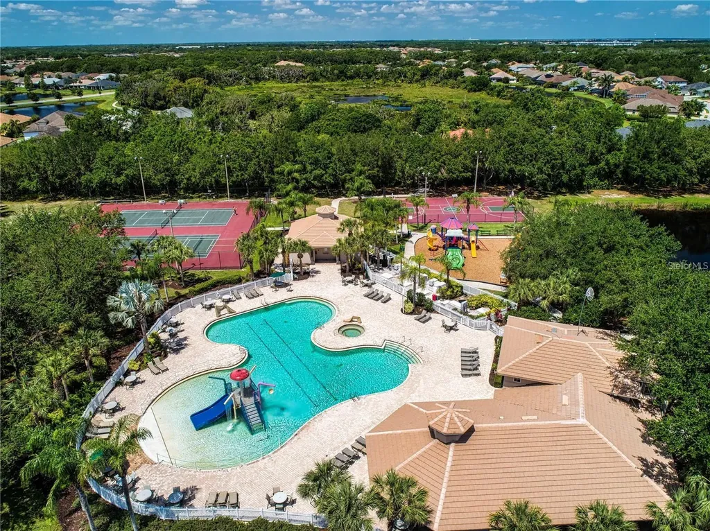 534 Chantilly Trail Bradenton FL 34212