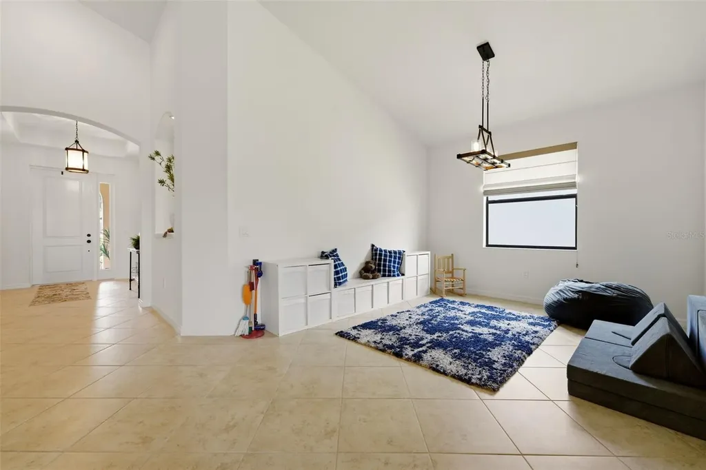 534 Chantilly Trail Bradenton FL 34212