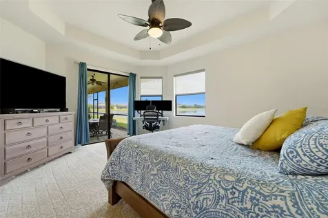 534 Chantilly Trail Bradenton FL 34212