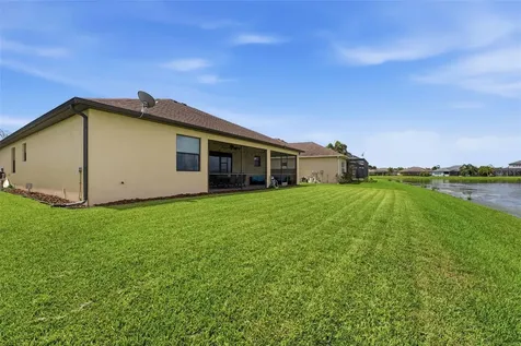 534 Chantilly Trail Bradenton FL 34212