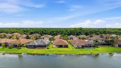 534 Chantilly Trail Bradenton FL 34212